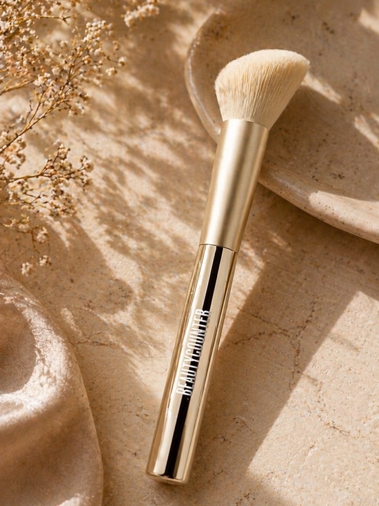beautycounter Other - beautycounter bronzer brush NEW clean beauty great bronzer blush brush